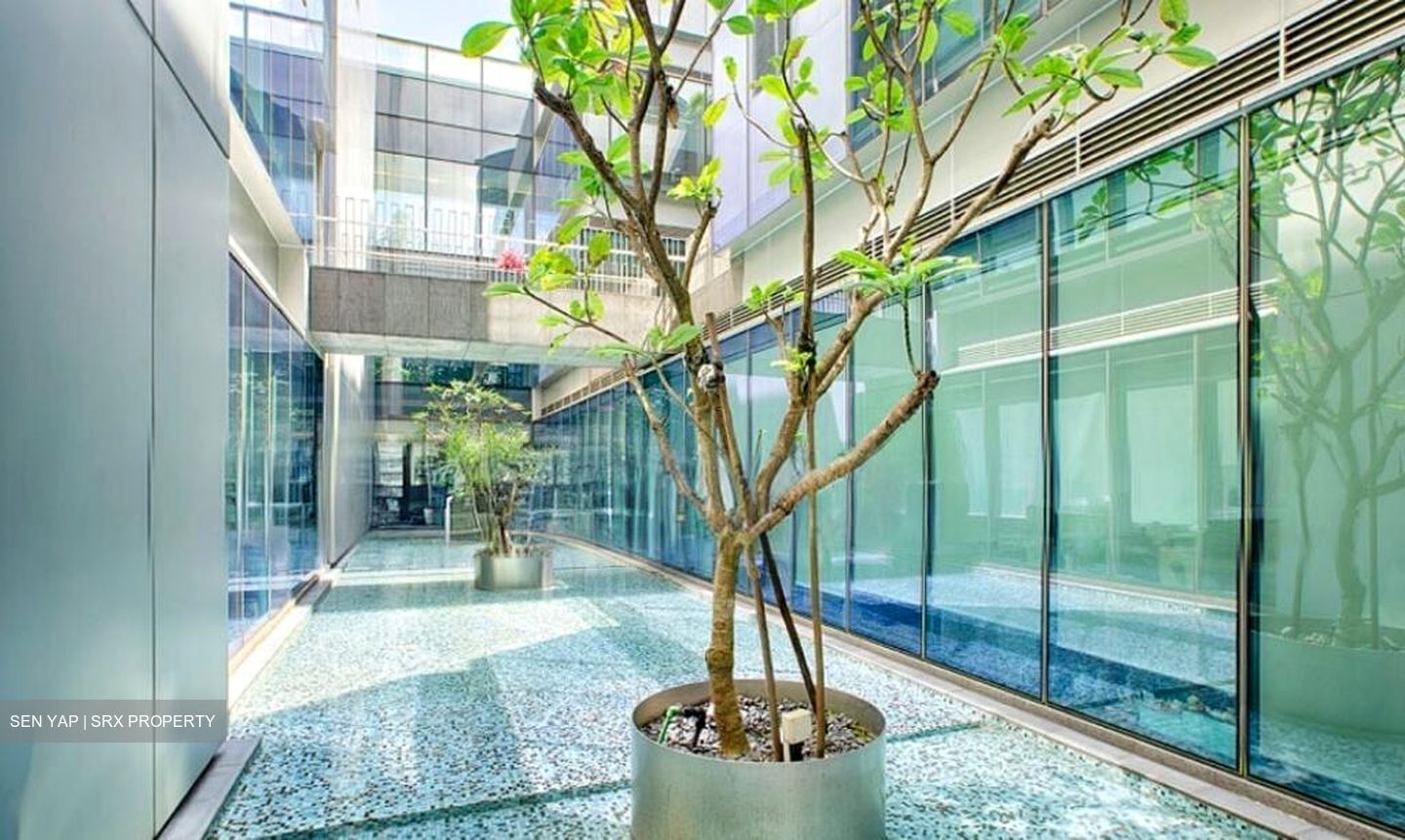 SQUARE 2 (D11), Retail #504861731